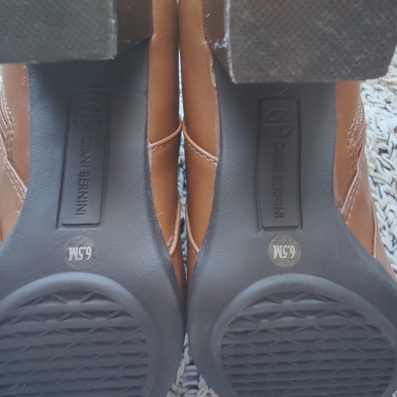 GIANI BERNINI Womens Brown Logo Abalina Almond Toe Block Heel Booties 6.5 - Picture 7 of 12